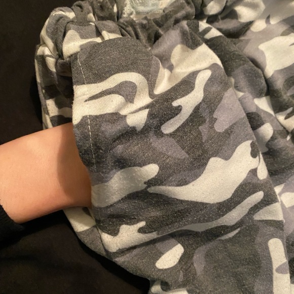 Fashion Nova grey camo two piece set - Picture 10 of 13
